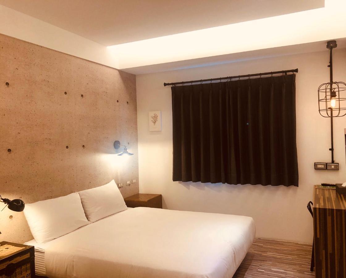 仁愛小公館-市區近東大門 Hualien Exterior foto